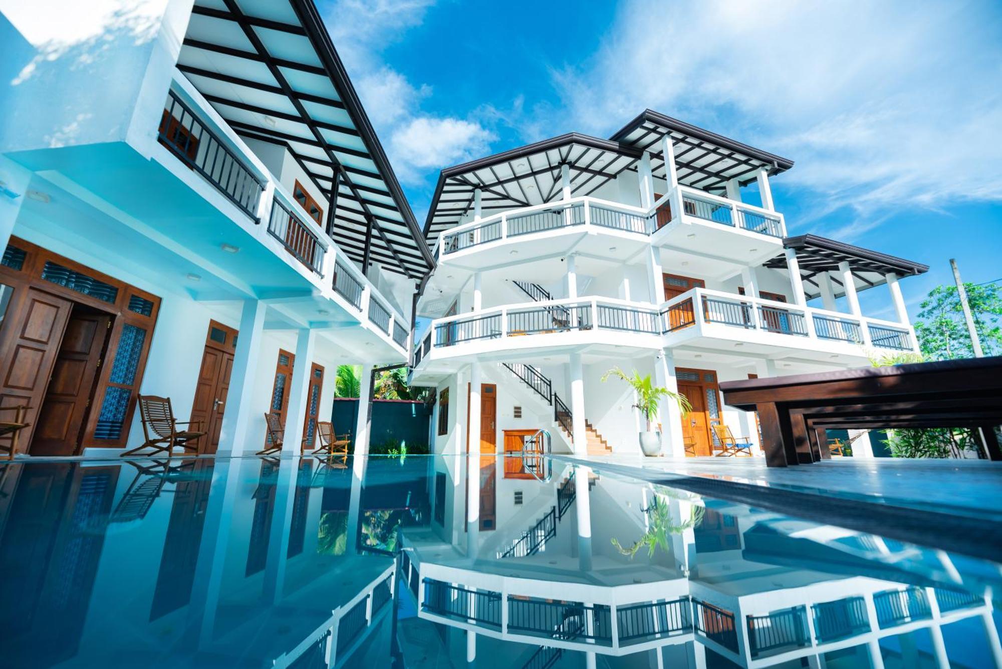 Teya Beach Hotel Ahangama Luaran gambar