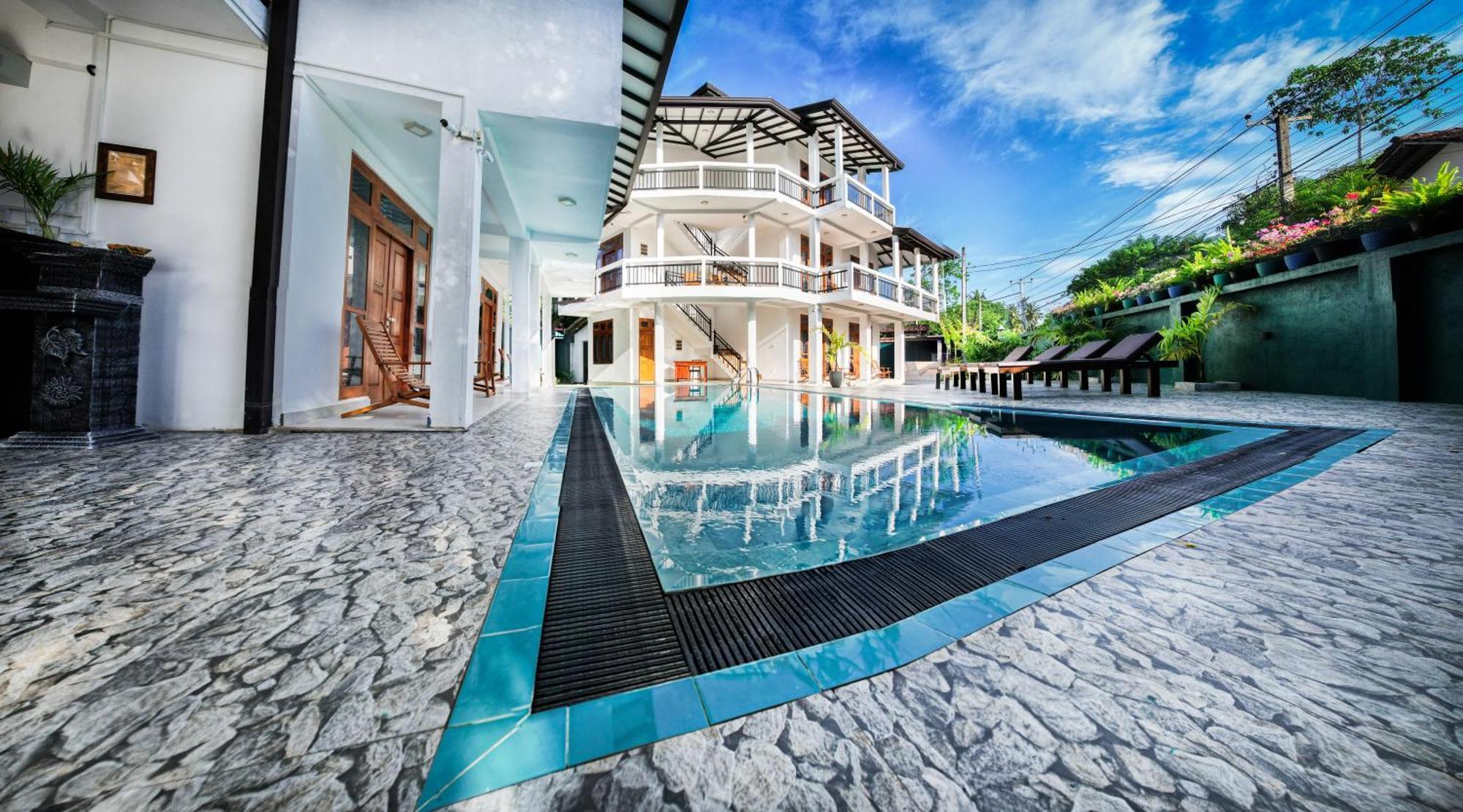 Teya Beach Hotel Ahangama Luaran gambar