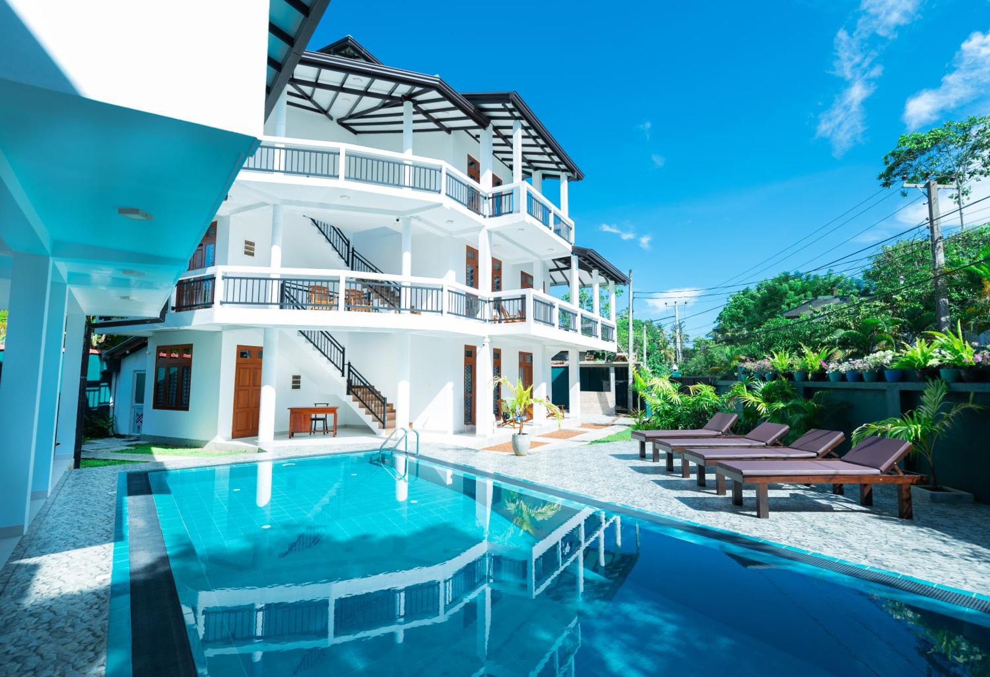 Teya Beach Hotel Ahangama Luaran gambar